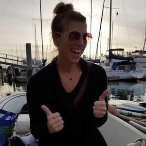 Meet your Posher, Ashley